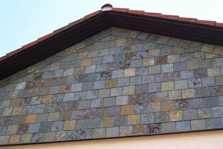 Roof-Tec deckt Ihr Dach mit hochwertigem Schiefer